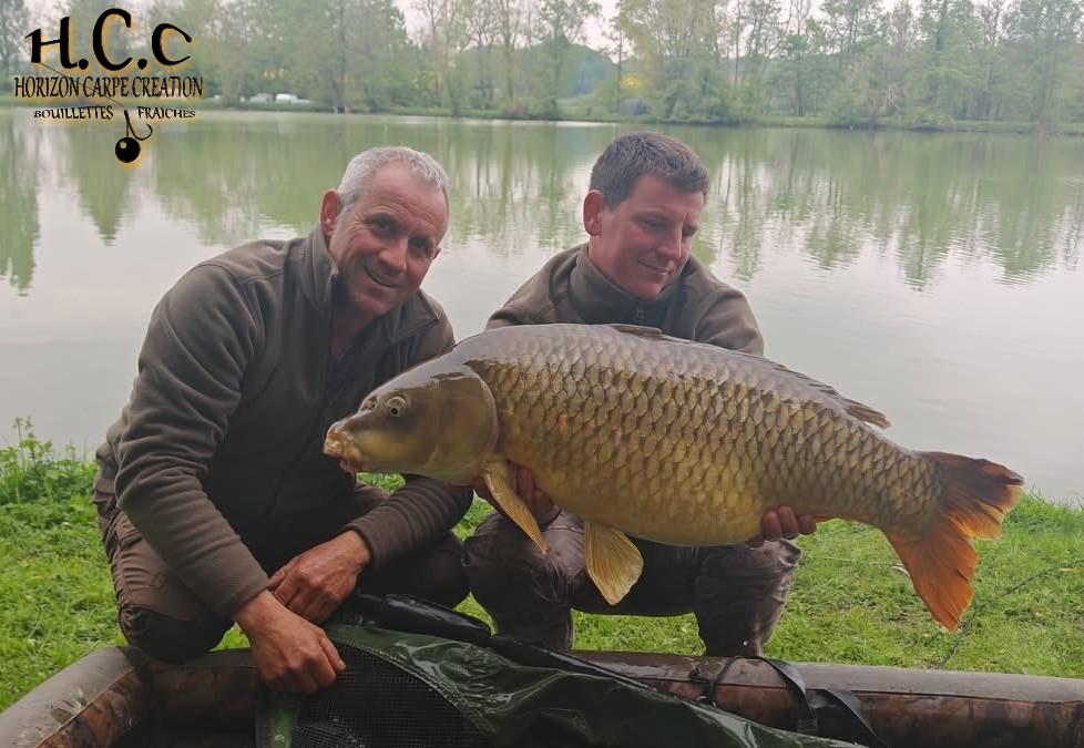CYRIL ET MANU NACQUEMOUCHE - CONSULTANTS HCC